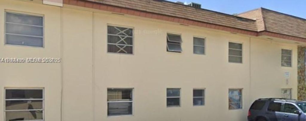 4800 NW 24th Court D107, Lauderdale Lakes, FL 33313