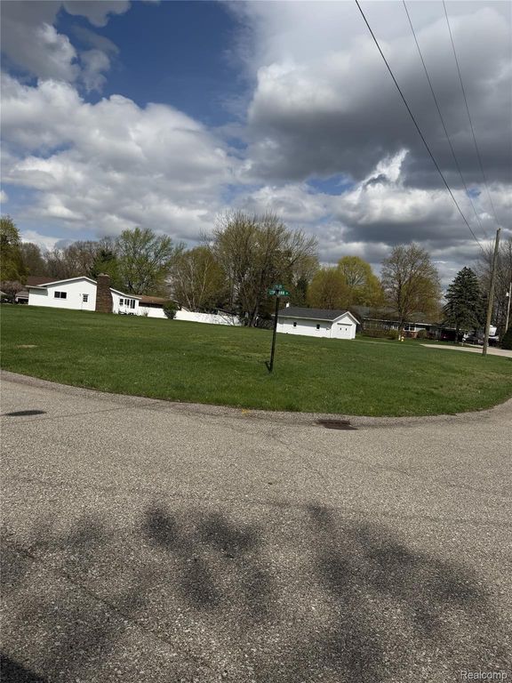 6912 Lynn Ann Drive, Georgetown Charter Township, MI 49426