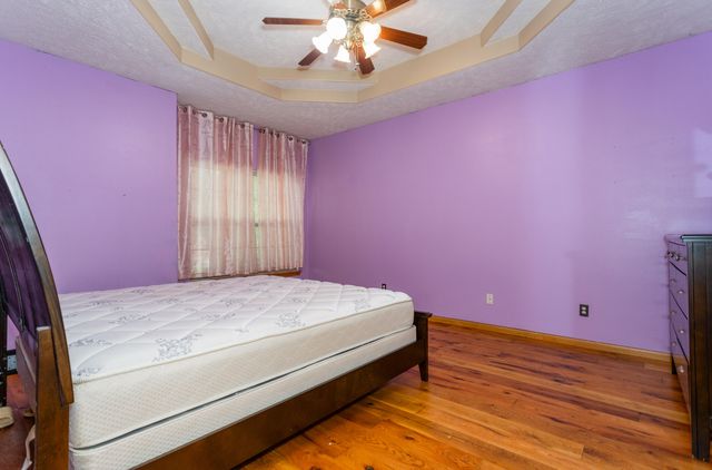 2229 E Kentwood Street, Republic, MO 65738