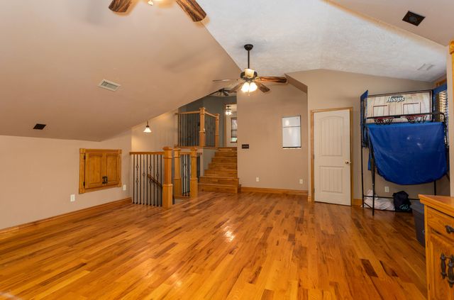 2229 E Kentwood Street, Republic, MO 65738
