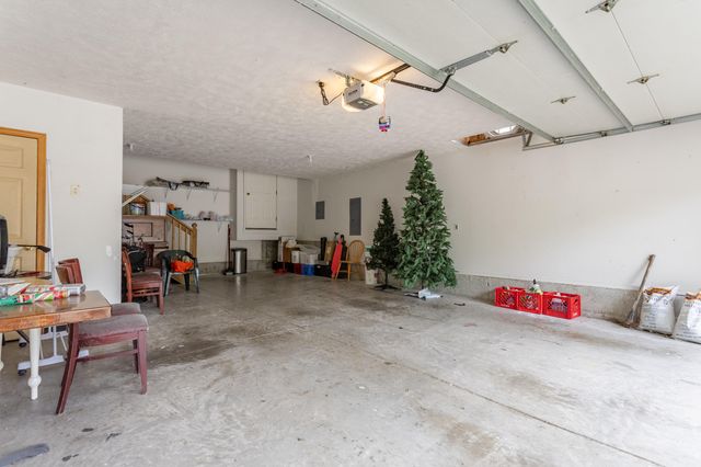 2229 E Kentwood Street, Republic, MO 65738