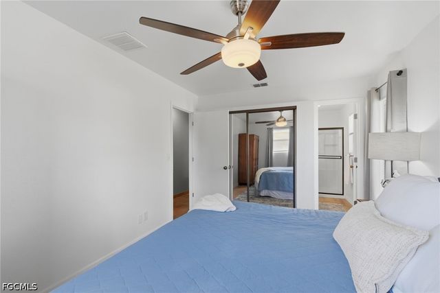 2115 NE 25th ST, Cape Coral, FL 33909