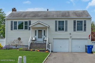 908 Revere Court, Toms River, NJ 08753