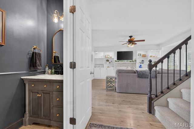 708 Brook Manor Court, Lake St Louis, MO 63367