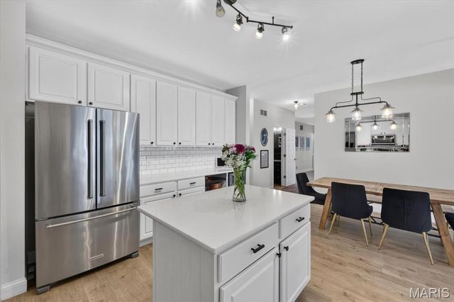 708 Brook Manor Court, Lake St Louis, MO 63367