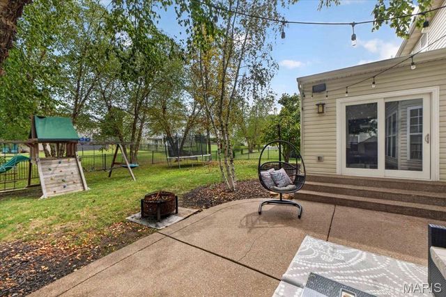 708 Brook Manor Court, Lake St Louis, MO 63367