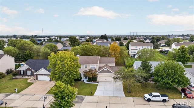 708 Brook Manor Court, Lake St Louis, MO 63367