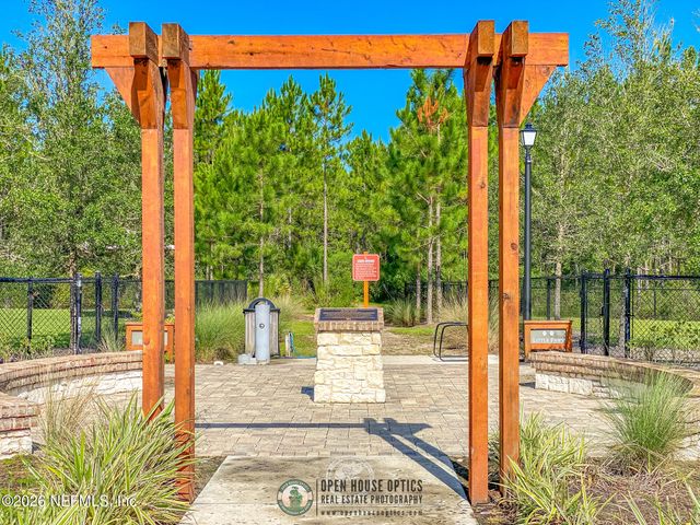 120 BURLCREST Court, St. Augustine, FL 32092