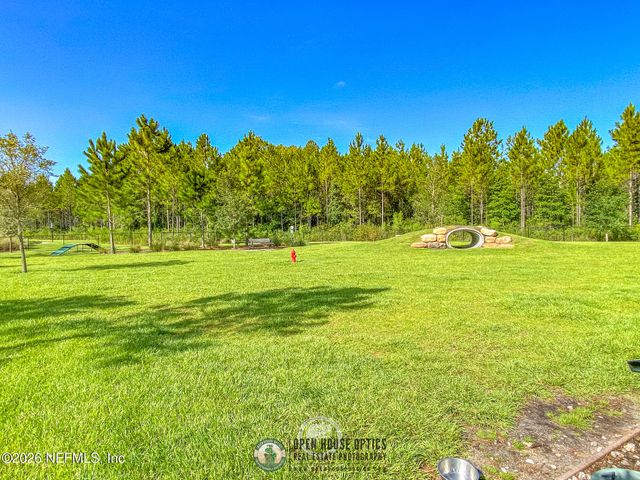 120 BURLCREST Court, St. Augustine, FL 32092