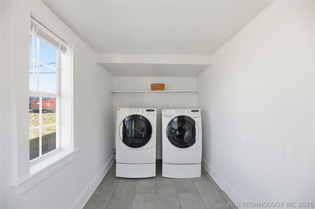 1633 E 4th Street, Tulsa, OK 74120