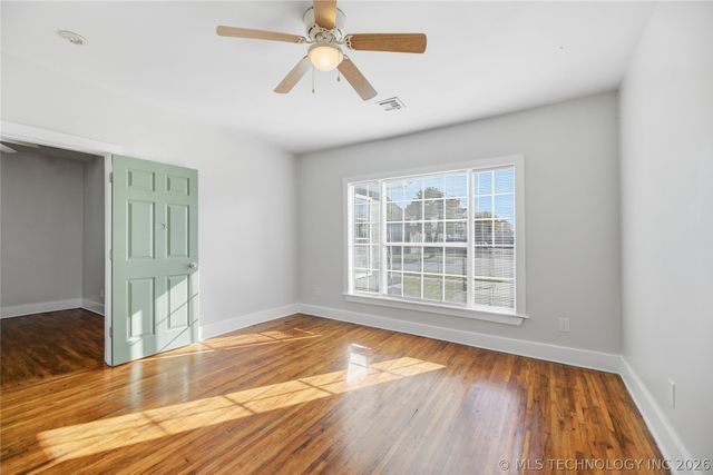 1633 E 4th Street, Tulsa, OK 74120