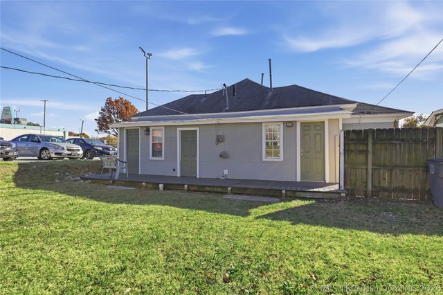 1633 E 4th Street, Tulsa, OK 74120