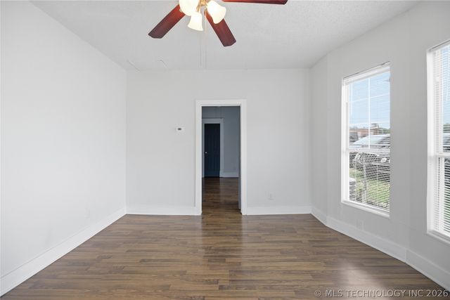1633 E 4th Street, Tulsa, OK 74120