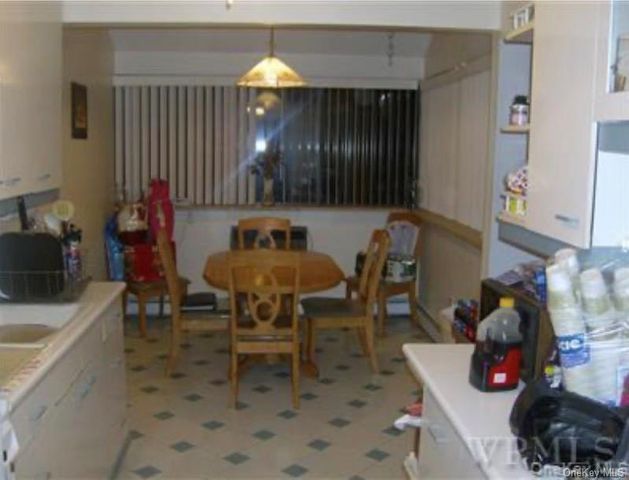 114 Round Hill Road, Dobbs Ferry, NY 10522