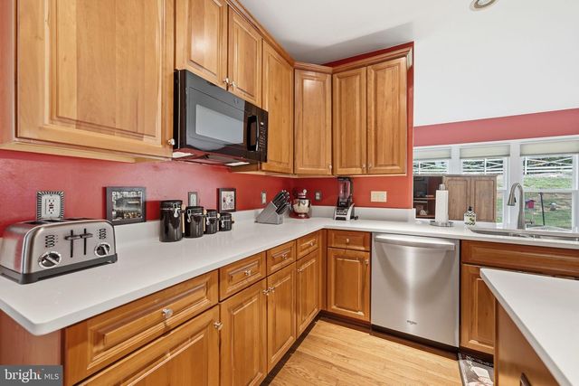 7735 SILO MILL CT, Manassas, VA 20112