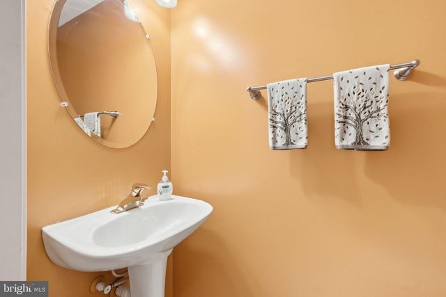 7735 SILO MILL CT, Manassas, VA 20112