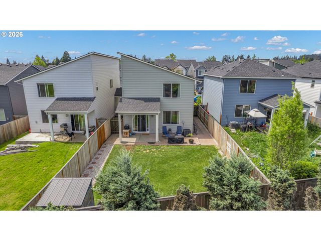 160 KINDRE St, St Helens, OR 97051