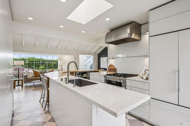 44 San Rafael Ave, Belvedere, CA 94920