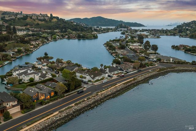 44 San Rafael Ave, Belvedere, CA 94920