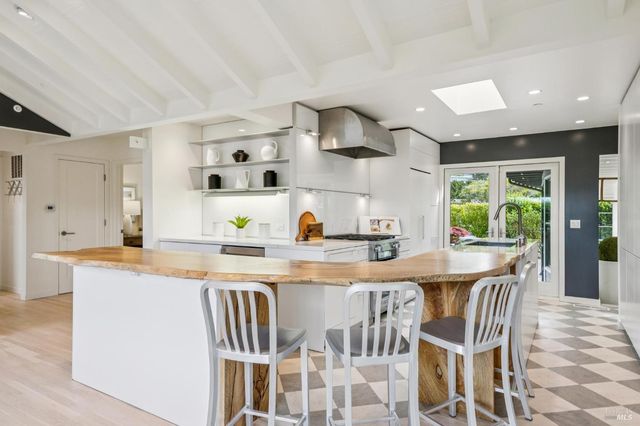 44 San Rafael Ave, Belvedere, CA 94920