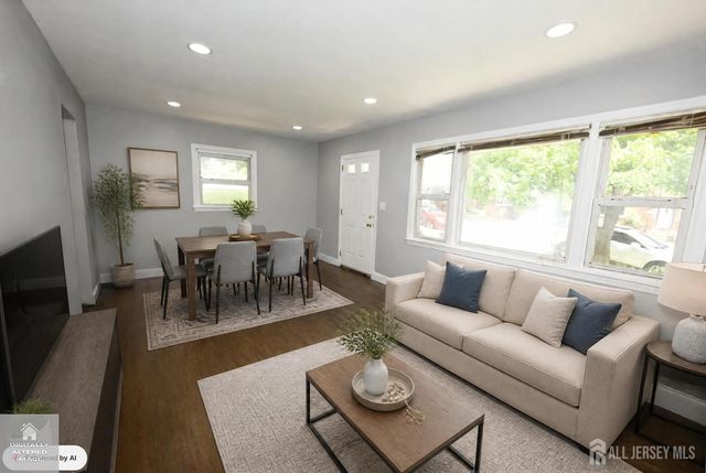 210 S 9th Avenue S, Highland Park, NJ 08904