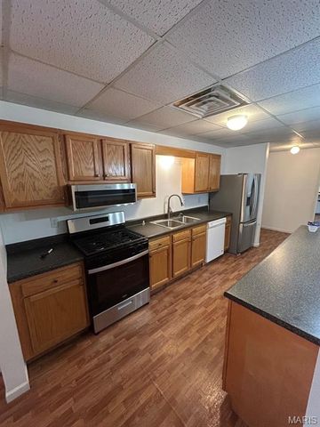 112 E. Martin Street, Perry, MO 63462