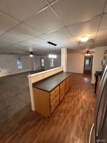 112 E. Martin Street, Perry, MO 63462