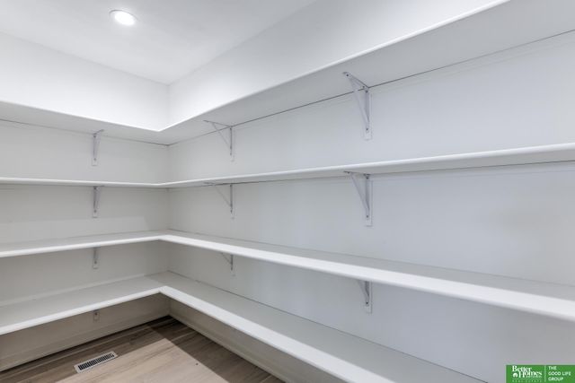 5409 N 197th Street, Elkhorn, NE 68022