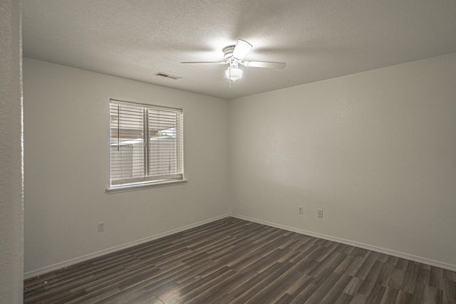 8022 Brie Terrace, White City, OR 97503