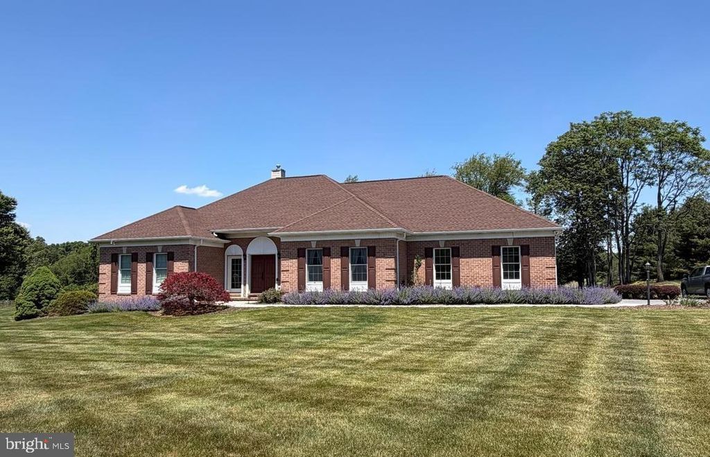 710 WATERS EDGE CT, Sykesville, MD 21784