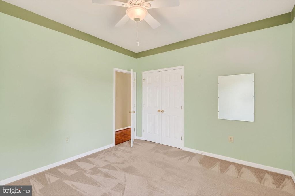 Image 43 of property listing at 710 WATERS EDGE CT, Sykesville, MD 21784