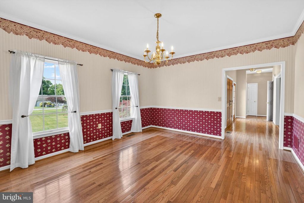 Image 61 of property listing at 710 WATERS EDGE CT, Sykesville, MD 21784