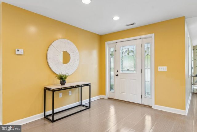 7654 BAY ST, Pasadena, MD 21122