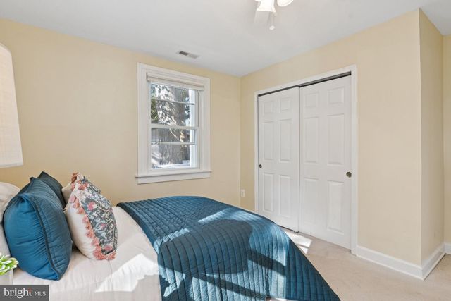7654 BAY ST, Pasadena, MD 21122