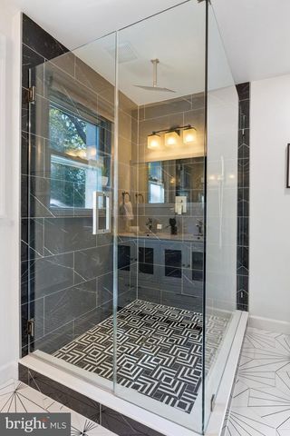 7654 BAY ST, Pasadena, MD 21122