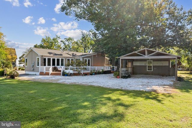 7654 BAY ST, Pasadena, MD 21122
