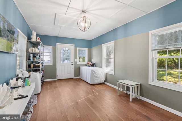 7654 BAY ST, Pasadena, MD 21122