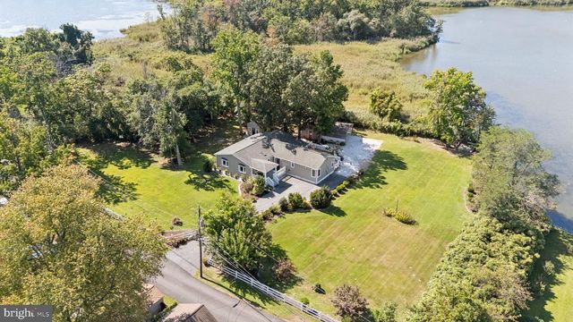 7654 BAY ST, Pasadena, MD 21122