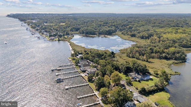 7654 BAY ST, Pasadena, MD 21122