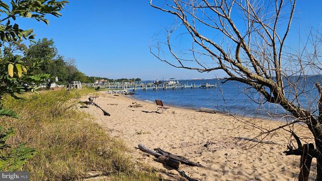 7654 BAY ST, Pasadena, MD 21122