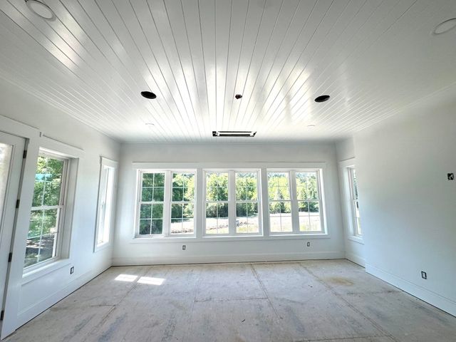 292 Colony Club Dr., Georgetown, SC 29440