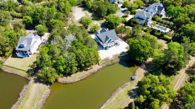 292 Colony Club Dr., Georgetown, SC 29440