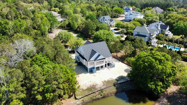 292 Colony Club Dr., Georgetown, SC 29440
