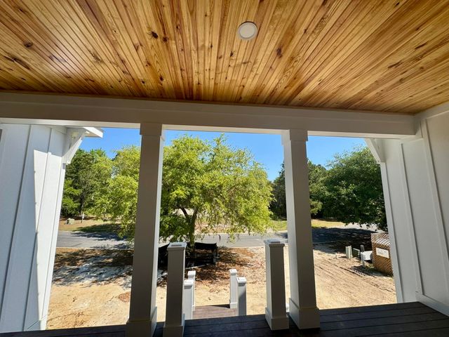 292 Colony Club Dr., Georgetown, SC 29440