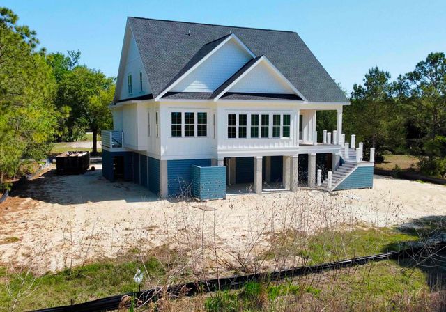 292 Colony Club Dr., Georgetown, SC 29440