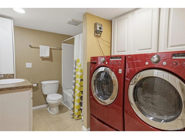 2669 S Deframe Cir, Lakewood, CO 80228