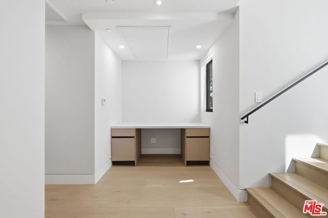 11769 Bellagio Road, Los Angeles, CA 90049