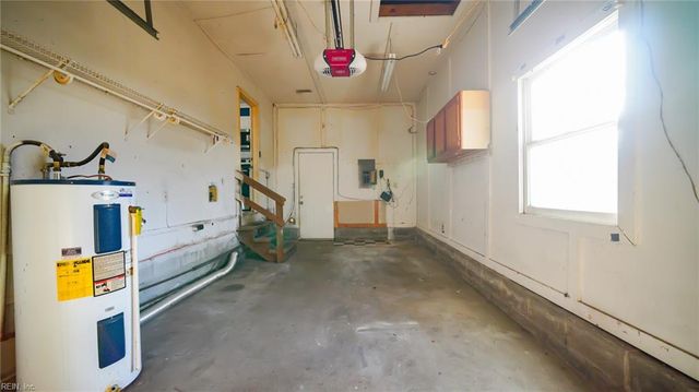 906 Harpersville RD, Newport News, VA 23601