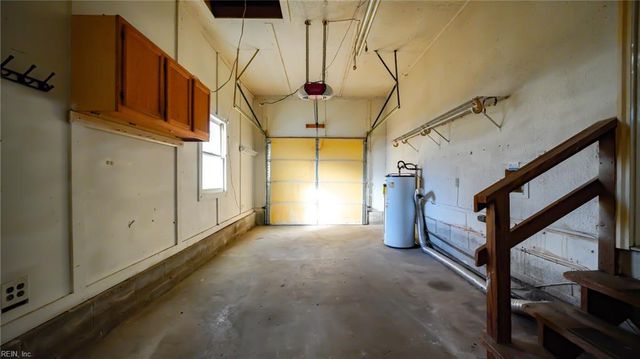 906 Harpersville RD, Newport News, VA 23601