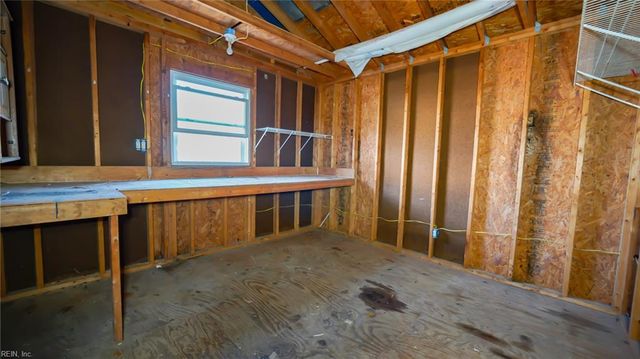 906 Harpersville RD, Newport News, VA 23601